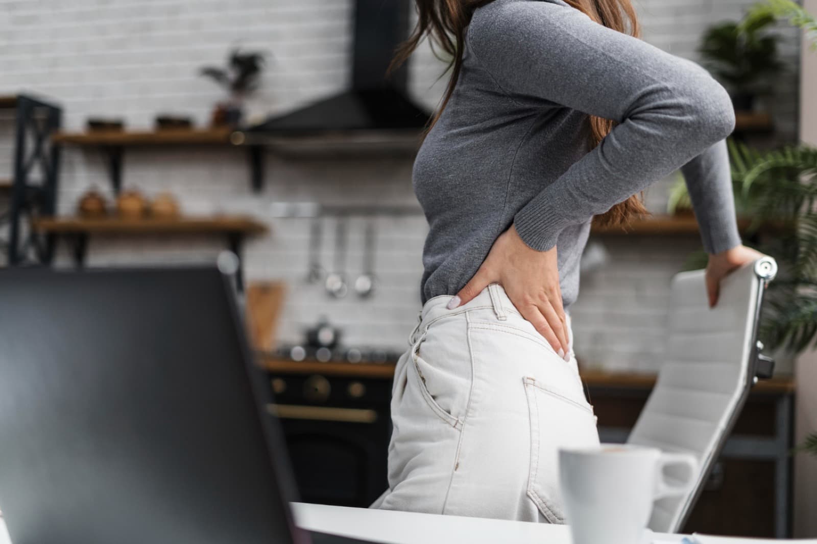 Sciatica Treatment in Geneva IL: When Chiropractic Is Enough